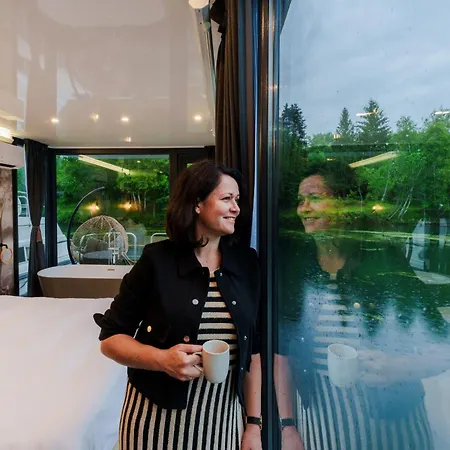 L'escale Royale Saint-fargeau-ponthierry - Seine - Melun Hotel na wodzie *