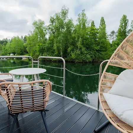L'escale Royale Saint-fargeau-ponthierry - Seine - Melun