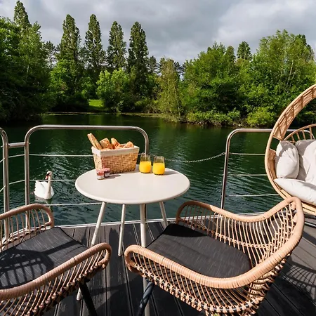 Båthotell L'escale Royale Saint-fargeau-ponthierry - Seine - Melun *
