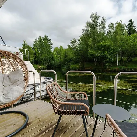 Hotel na wodzie L'escale Royale Saint-fargeau-ponthierry - Seine - Melun *